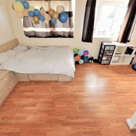 3 bedroom House in Hessle Walk, Leeds - Photo 1