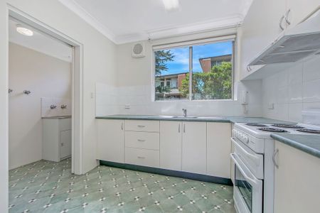Home For Rent - Photo 3
