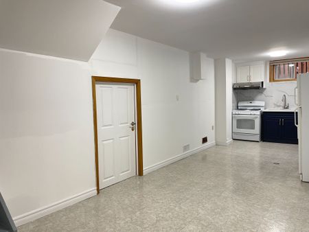 For Lease - 353 Darlington Court Unit# Lower & Main, Hamilton, Ontario - Photo 5