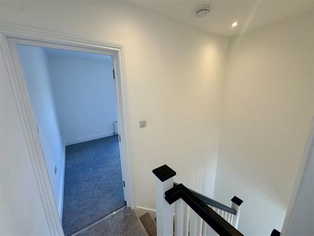 Sotheron Road, Watford - Photo 3