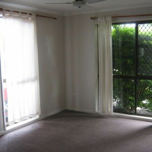 4/4 Garget Street, TOOWOOMBA CITY - Photo 2