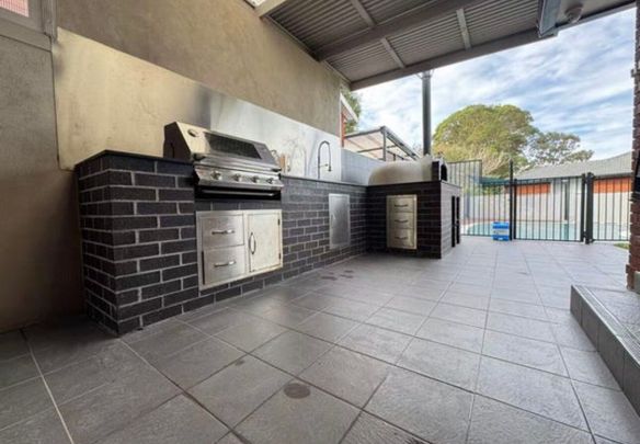 Northmead - Photo 1
