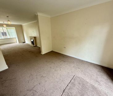6 bedroom detached house to rent - Photo 4