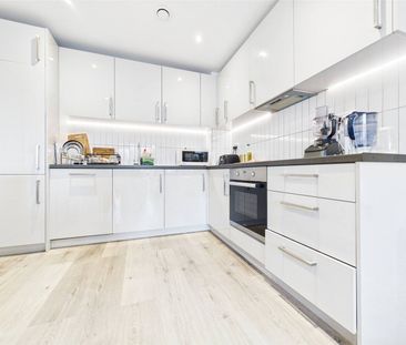 High Street, Hampton Hill, TW12 - Photo 6