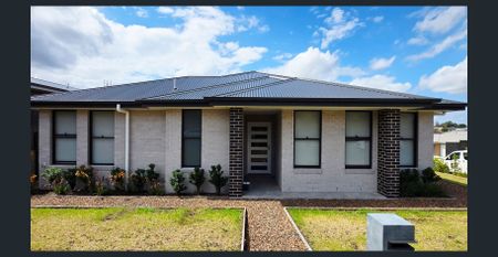 PRIME LOCATION IN GILLIESTON HEIGHTS - Photo 3