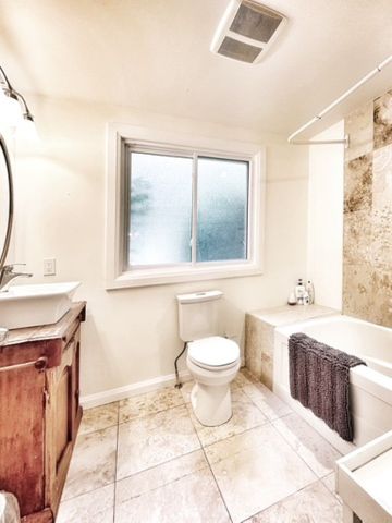 For Lease - 21 Lakeview Crescent, Tiny, Ontario - Photo 2