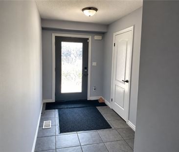 For Lease - 1855 Foxridge Crescent, London North, Ontario - Photo 4