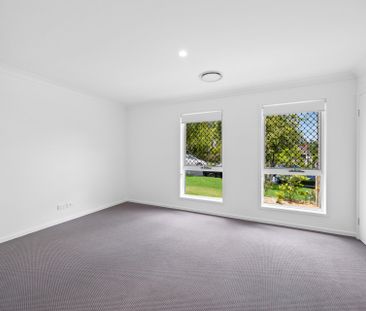 8 Cribb Avenue, Mitchelton - Photo 3