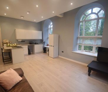 2 bedroom apartment to rent - Photo 4