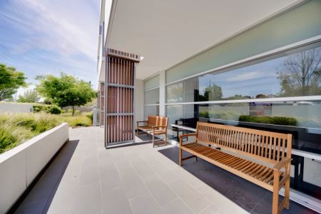 Standard Studio with balcony - Photo 2