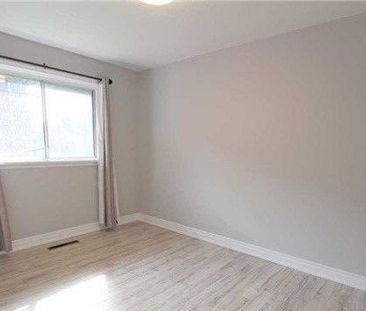 For Lease - 7 June Avenue, Brampton, Ontario - Photo 3