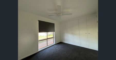 Partially Renovated Three Bedroom Home in a Quiet Merbein Court - Photo 5