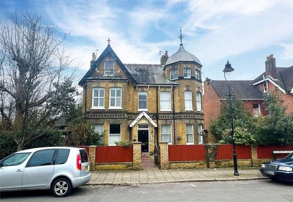 Grasmere House, Cargate Avenue, Aldershot, Hampshire, GU11 - Photo 1