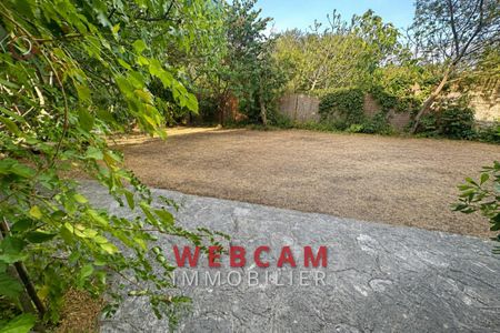 Location Maison 4 pièces 115m² GRASSE 06130 - Photo 5