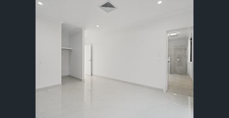 Brand New Luxury & Contemporary Elegance in Haynes - Photo 3