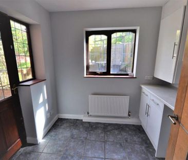 5 bedroom detached house to rent - Photo 5