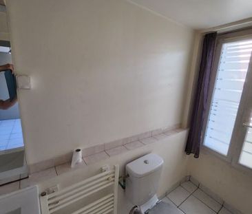 Location Appartement 2 pièces 37m² LA CRAU 83260 - Photo 3