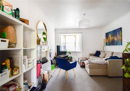 4 bedroom terraced house to rent - Photo 2