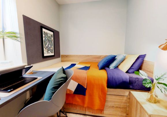 2 Bed Apartment - Photo 1