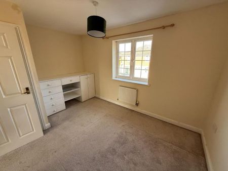 2 bedroom terraced house to rent - Photo 3