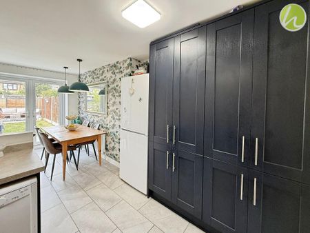 3 bedroom terraced house to rent - Photo 4