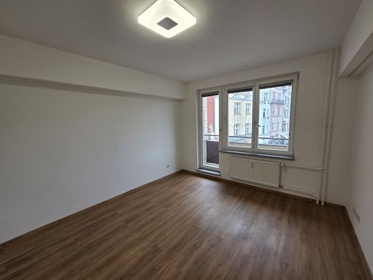 Pronájem bytu 3+1 74 m² - Photo 1