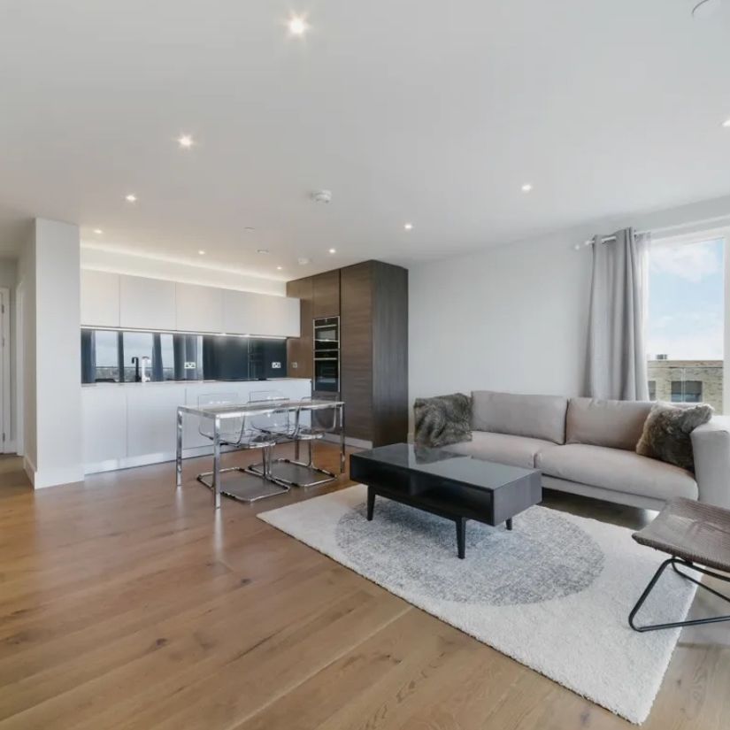 Room in a Shared Flat, London, SE3 - Photo 1