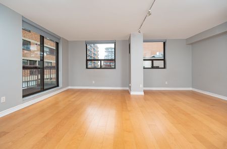 For Lease - 89 McCaul Street Unit# TH03, Toronto, Ontario - Photo 3