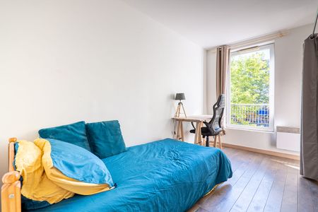 Location appartement 5 pièces, 102.00m², Paris 19 - Photo 3