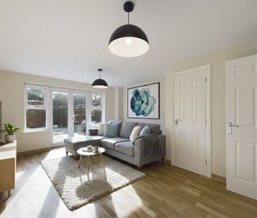 3 bedroom House in Eaton Avenue, Berkshire - Photo 1