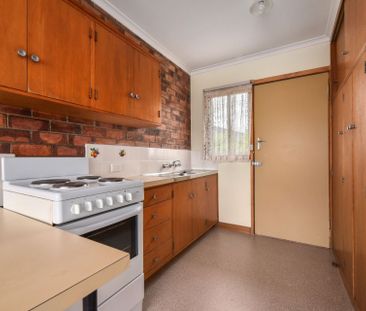 1/4 Albert St, Youngtown - Photo 1