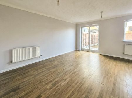 Bentley Drive, CM17, Harlow - Photo 4