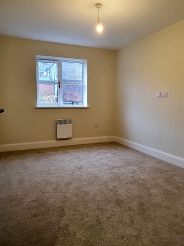 2 Bed Flat, Archer Road, S8 - Photo 4