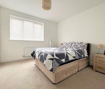 3 bedroom end of terrace house to rent - Photo 6