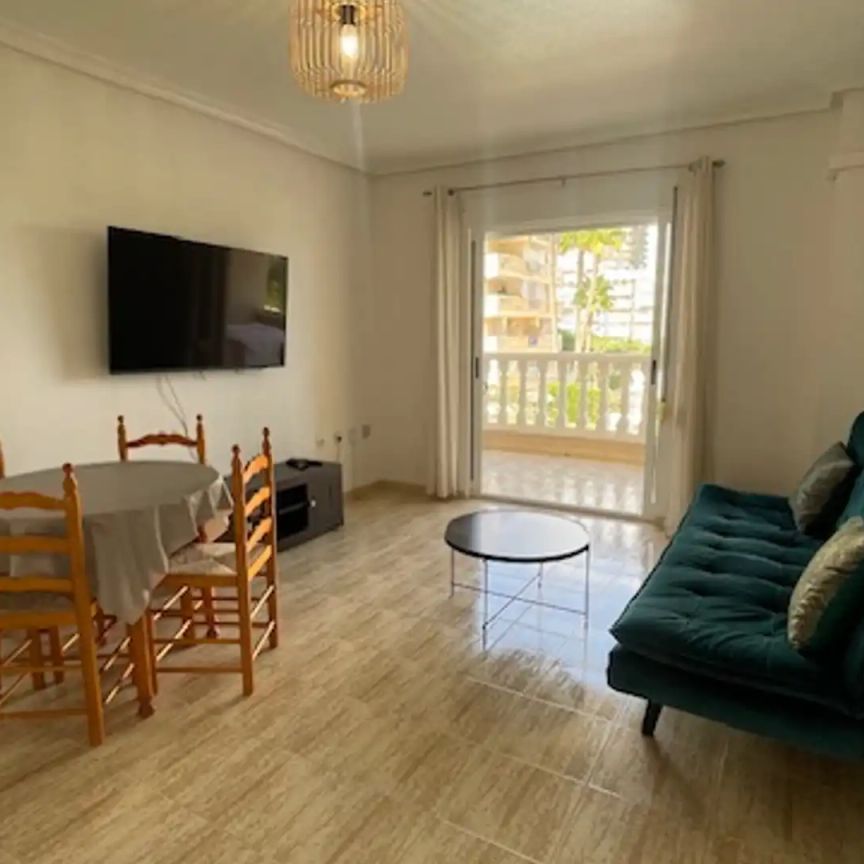 Piso de alquiler en Avenida Costa Blanca, Los Arenales del Sol - Photo 1