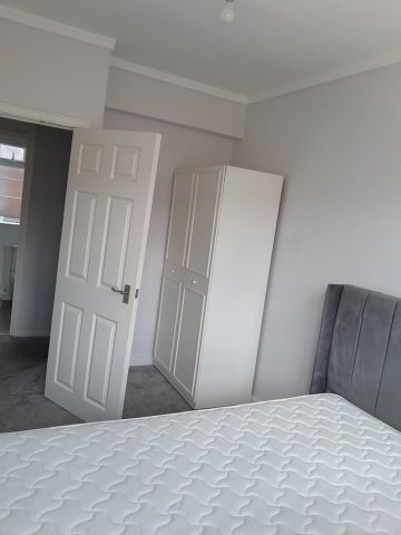 Room in a Shared House, Kirkdale Corner, SE26 - Photo 3