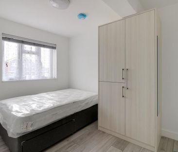 1 bedroom property to rent - Photo 6