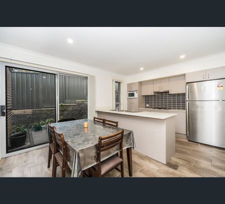 10/40a Moore Street, Birmingham Gardens, NSW 2287 - Photo 2