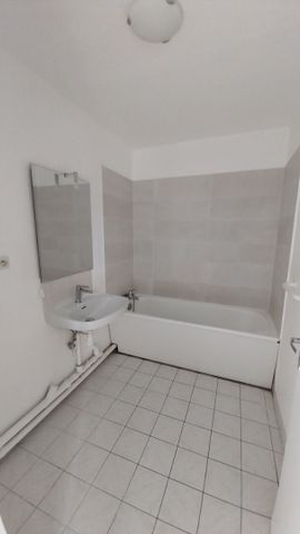 Appartement T1 près de ORSAY à louer - Photo 4