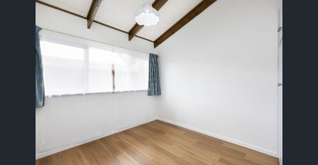 Two Bedroom Unit - Easy Location - Photo 3