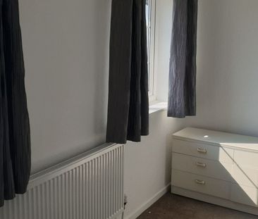 Hazelborough Close, Warrington - Photo 5