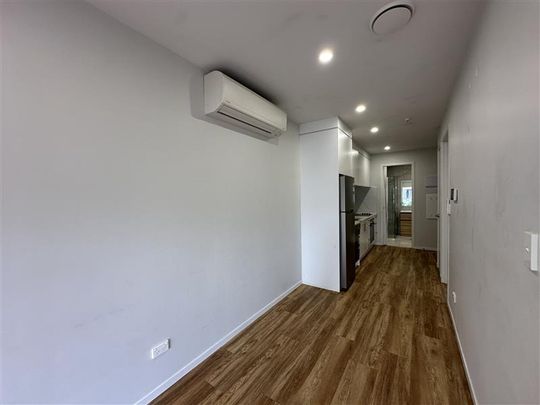 Great 1 Bedroom Apartment - Photo 1