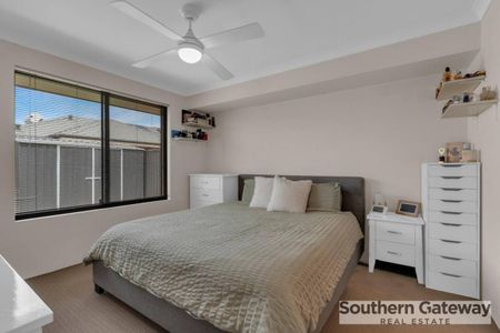 Beautiful family home in the Springtime Estate Haynes! - Photo 4