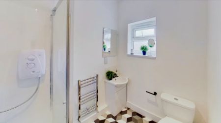 En-suite double - Photo 5