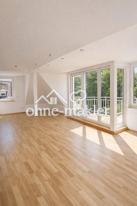 Sanierte sonnige 2-Zimmer DG Wohnung direkt am Benrather Schlosspark mit Klimaanlage - Photo 1