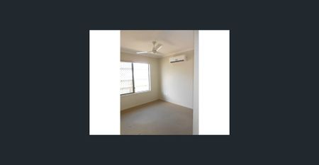 Stylish Family Home + Large 6x6 Powered Shed - Photo 2