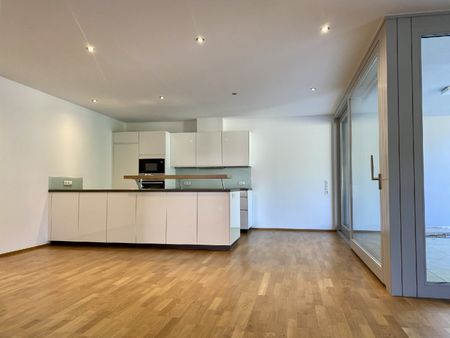 Hochwertiges Penthouse mit großzügiger Terrasse und 2 Garagenplätzen in Feldkirch - Photo 3