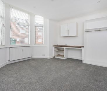 1 bedroom ground floor flat to rent - Photo 5