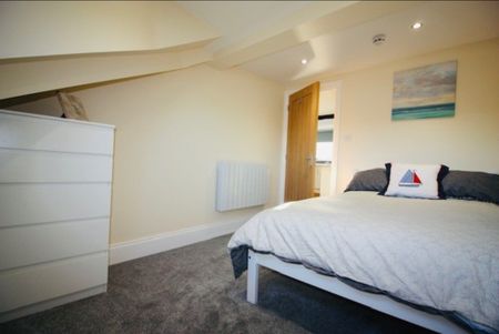 2 bed apartment to rent in Northumberland Place, Teignmouth, TQ14 - Photo 5