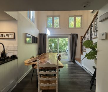 Vieux Sainte-Rose : Superbe appartement 3 chambres entièrement meub... - Photo 3